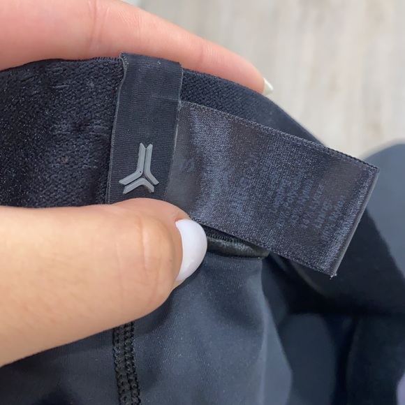 Ultra core leggings - Picture 4 of 6